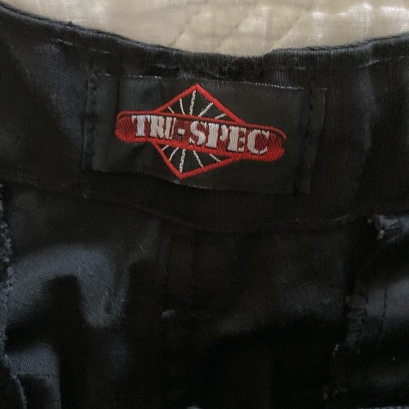 Tru Spec Men’s Black Tactical Cargo Pants MR - Picture 3 of 9